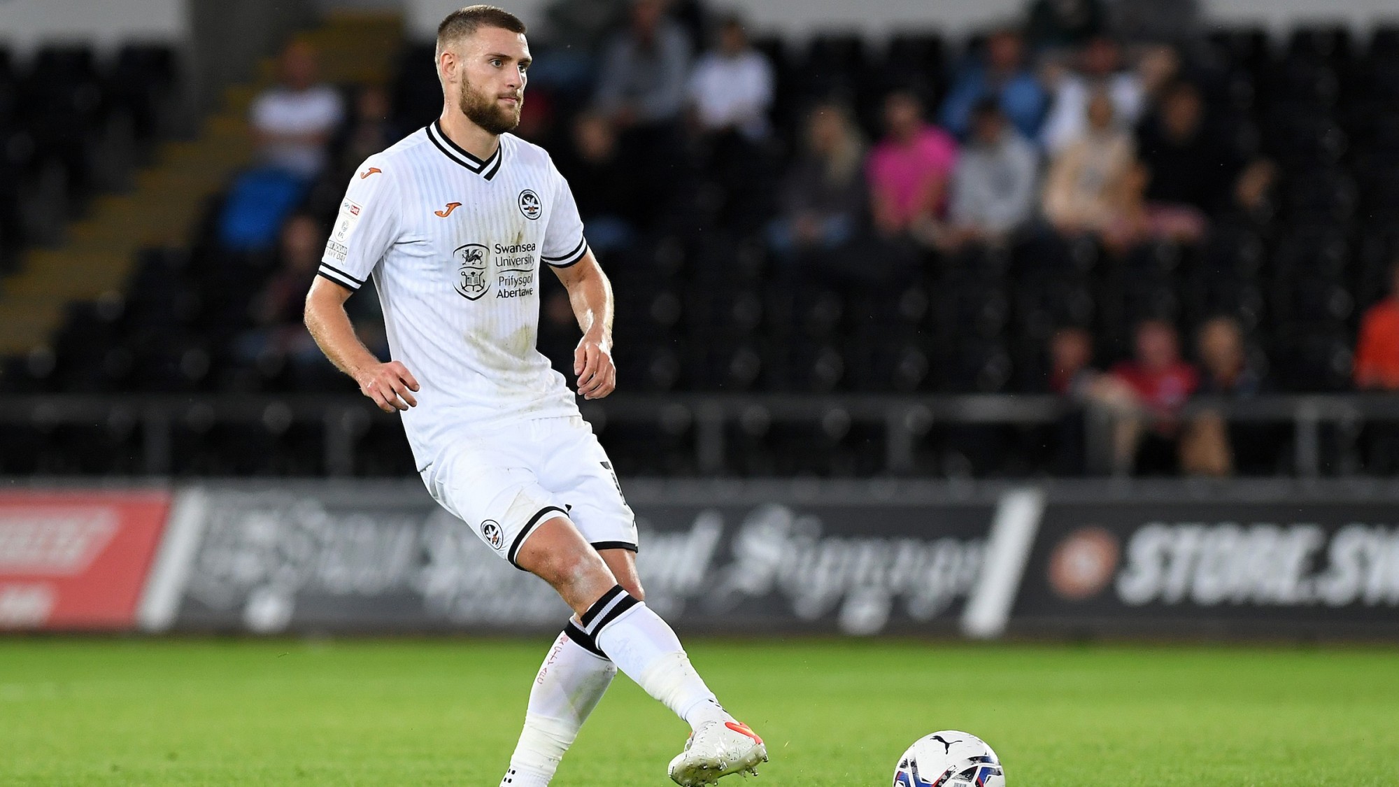 Brandon Cooper out to build on important season Swansea